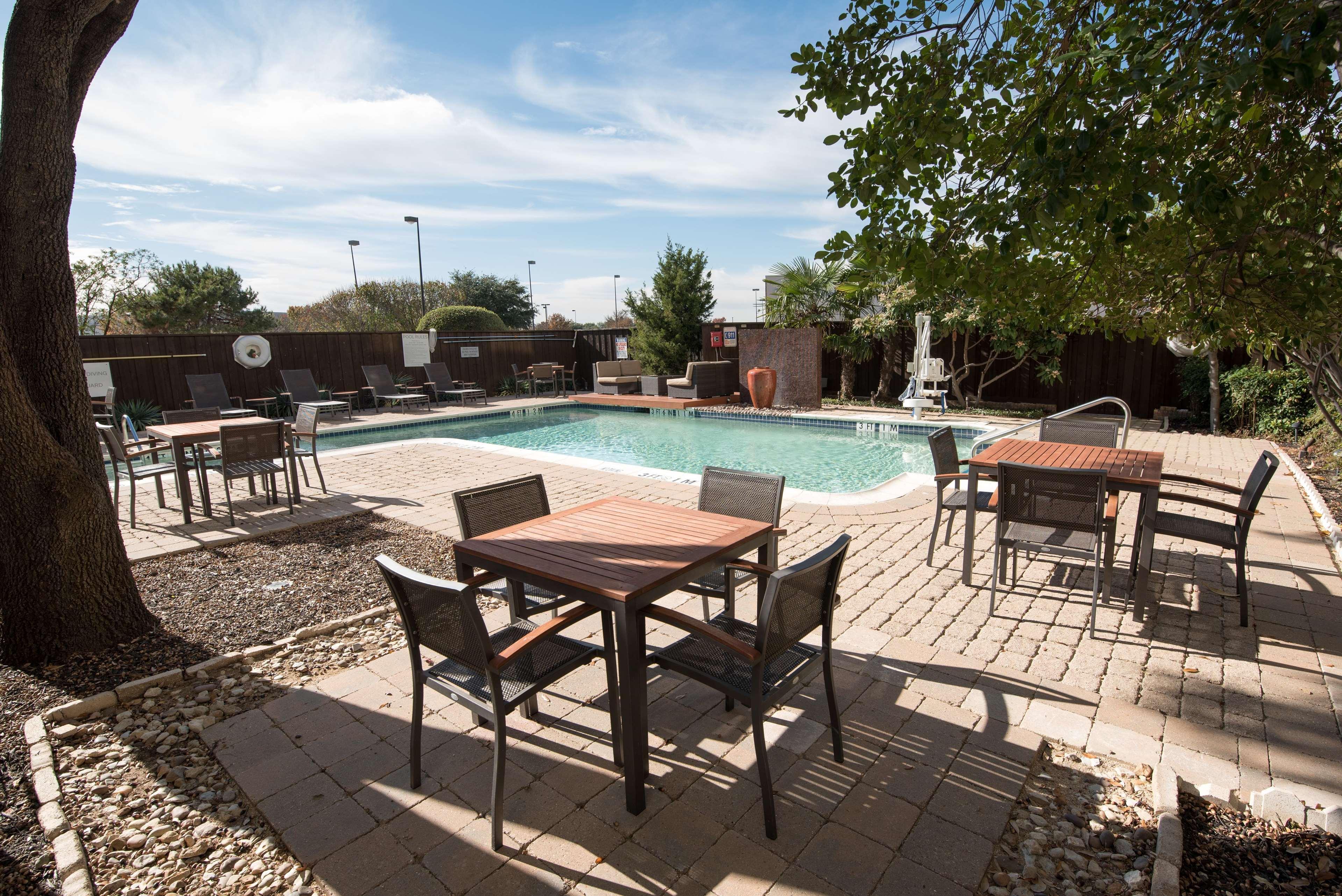 Hilton Garden Inn Las Colinas Irving Exterior foto