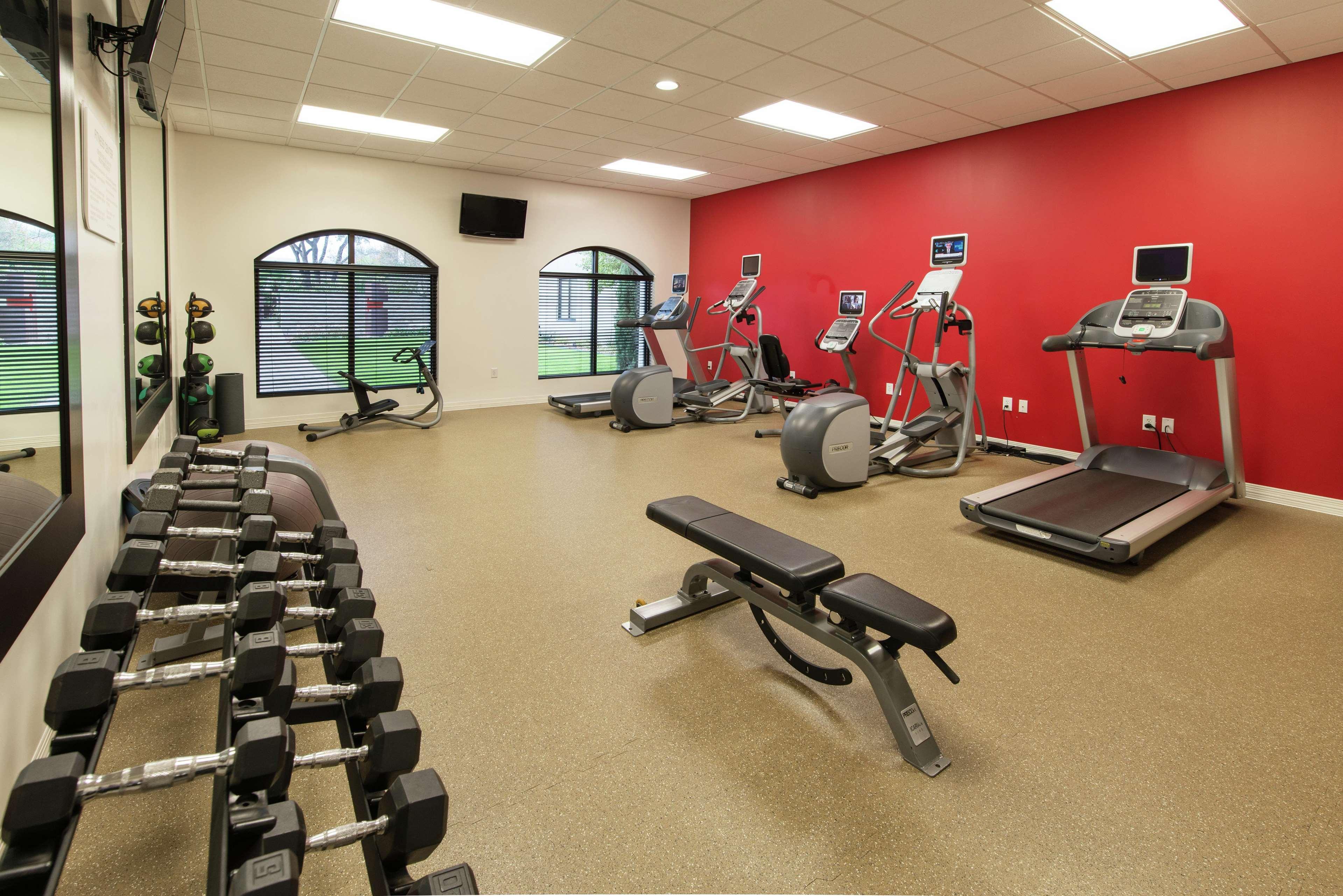 Hilton Garden Inn Las Colinas Irving Exterior foto