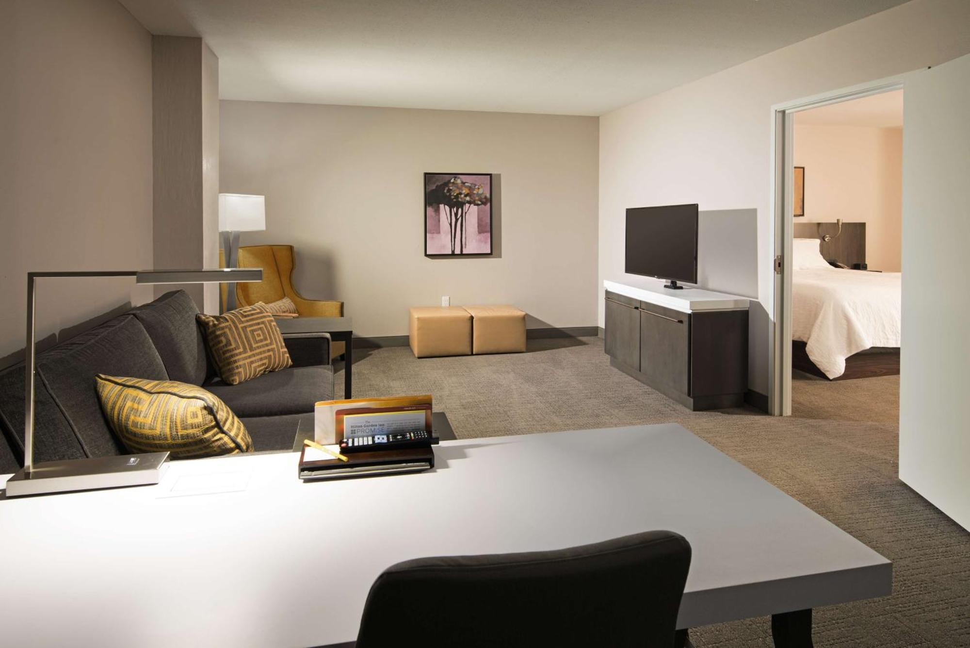 Hilton Garden Inn Las Colinas Irving Exterior foto